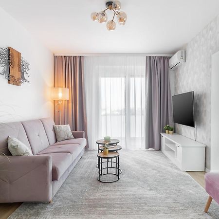 Vancouver Flat Oradea Exterior photo